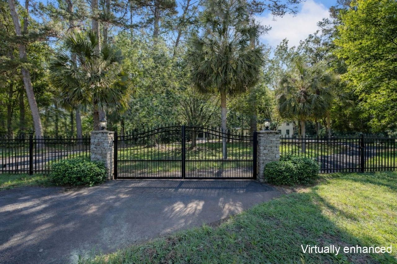 6375 Thomasville Road, Tallahassee, FL 32312 Photo