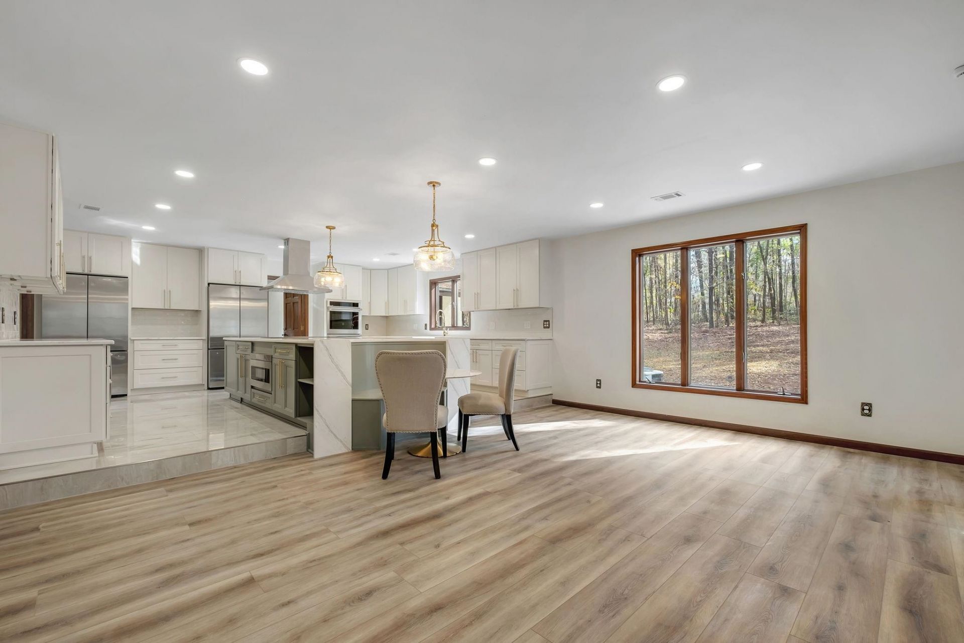 6375 Thomasville Road, Tallahassee, FL 32312 Photo