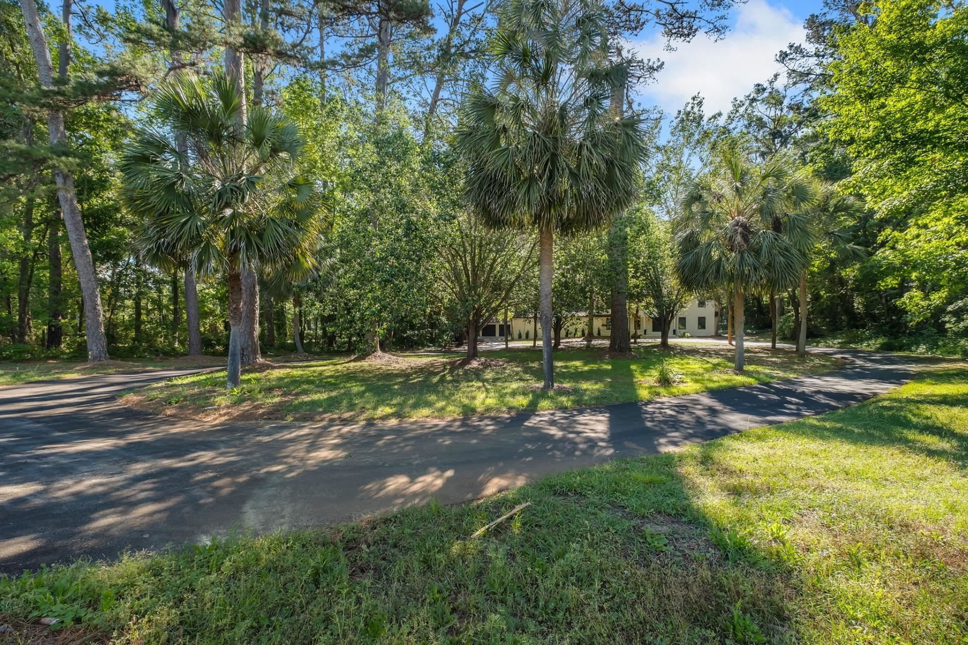 6375 Thomasville Road, Tallahassee, FL 32312 Photo