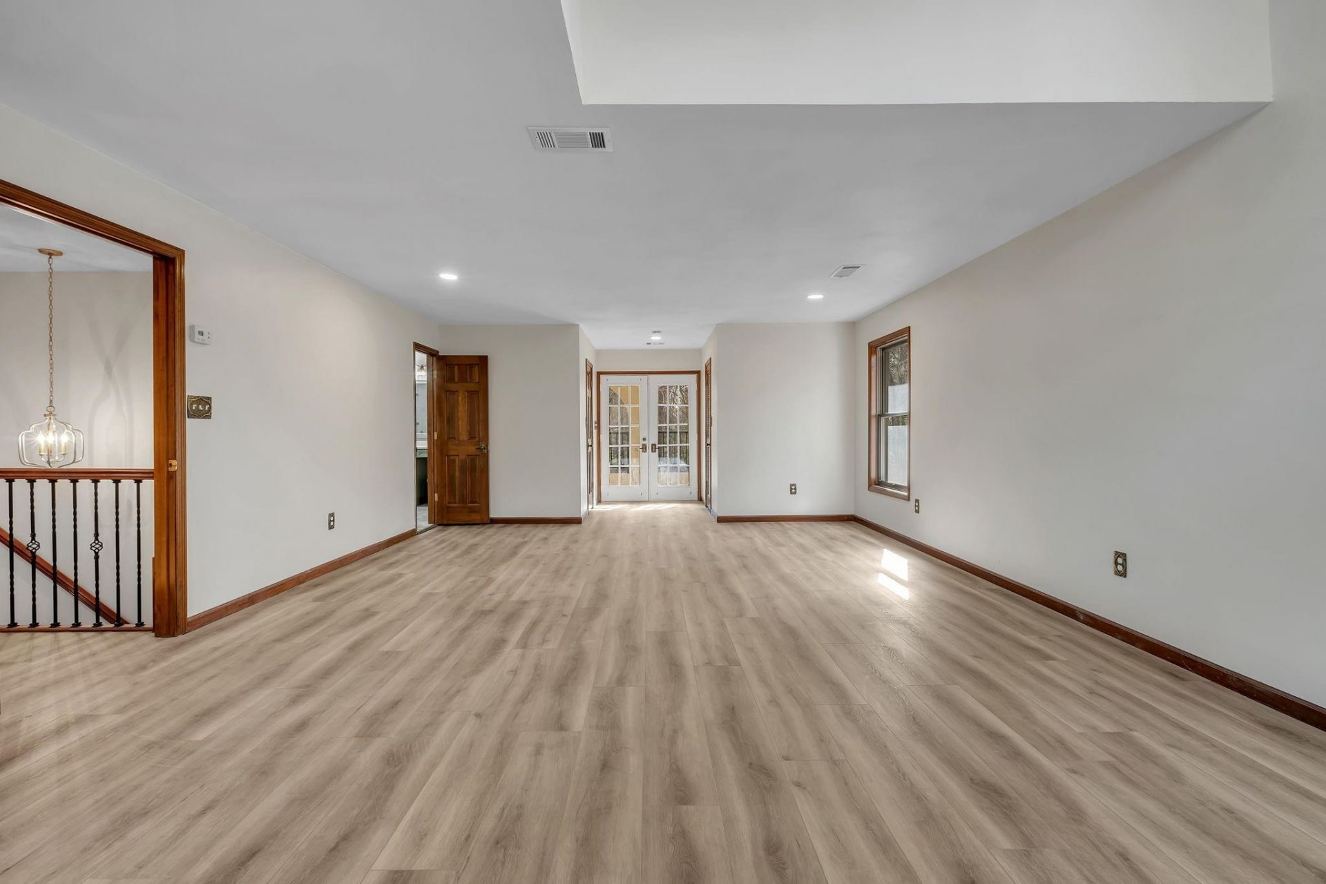 6375 Thomasville Road, Tallahassee, FL 32312 Photo