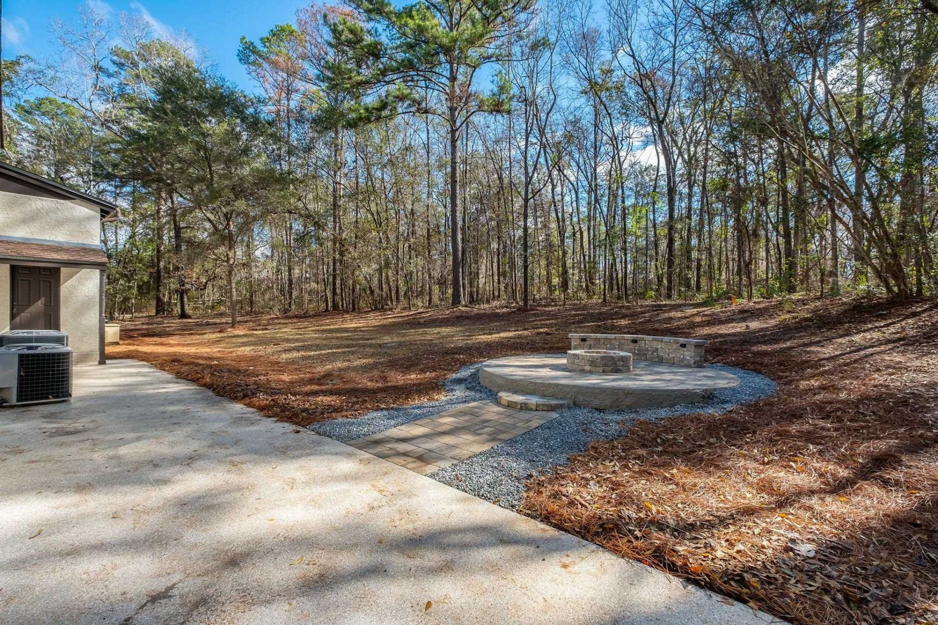 6375 Thomasville Road, Tallahassee, FL 32312 Photo