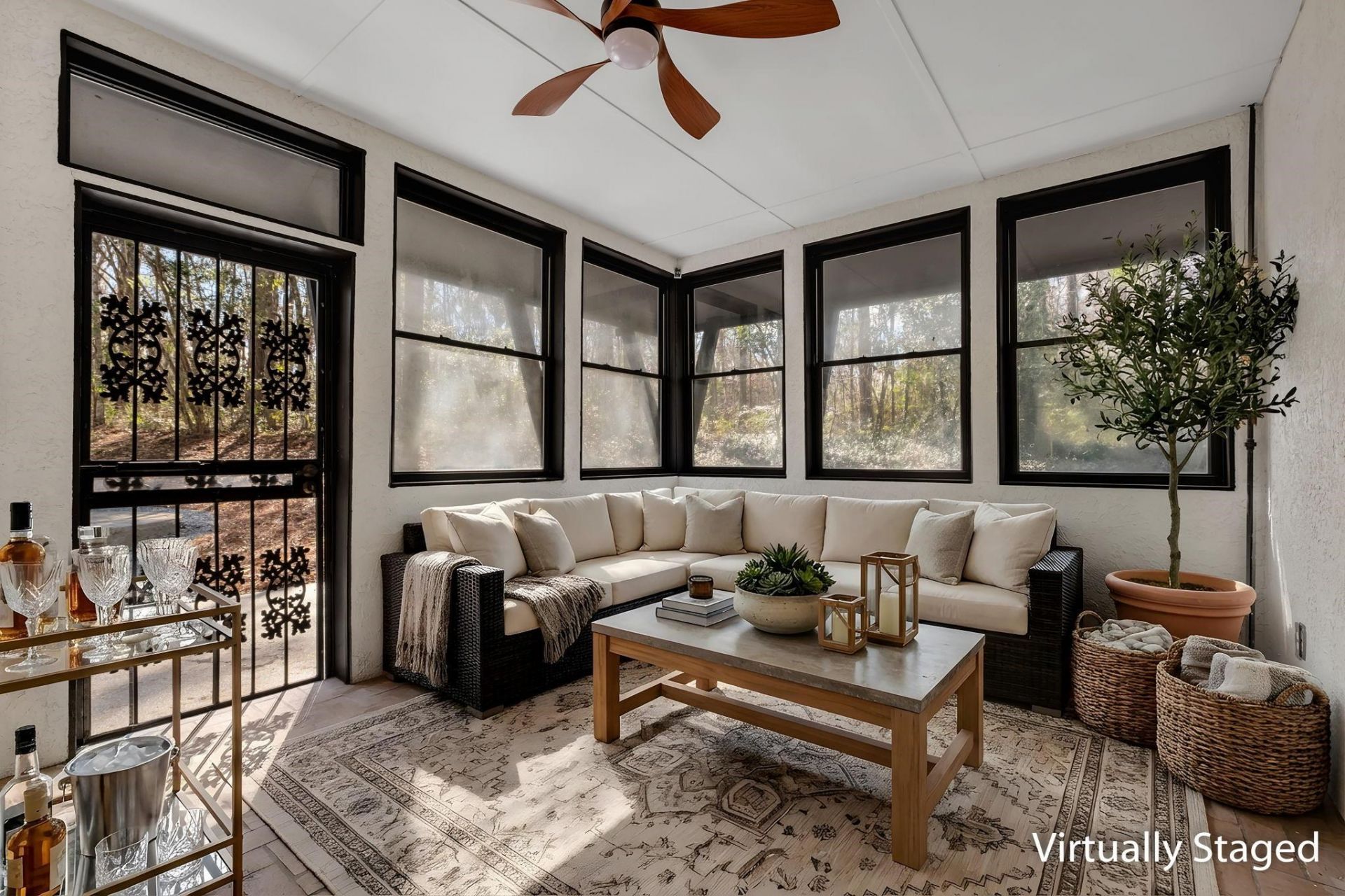 6375 Thomasville Road, Tallahassee, FL 32312 Photo