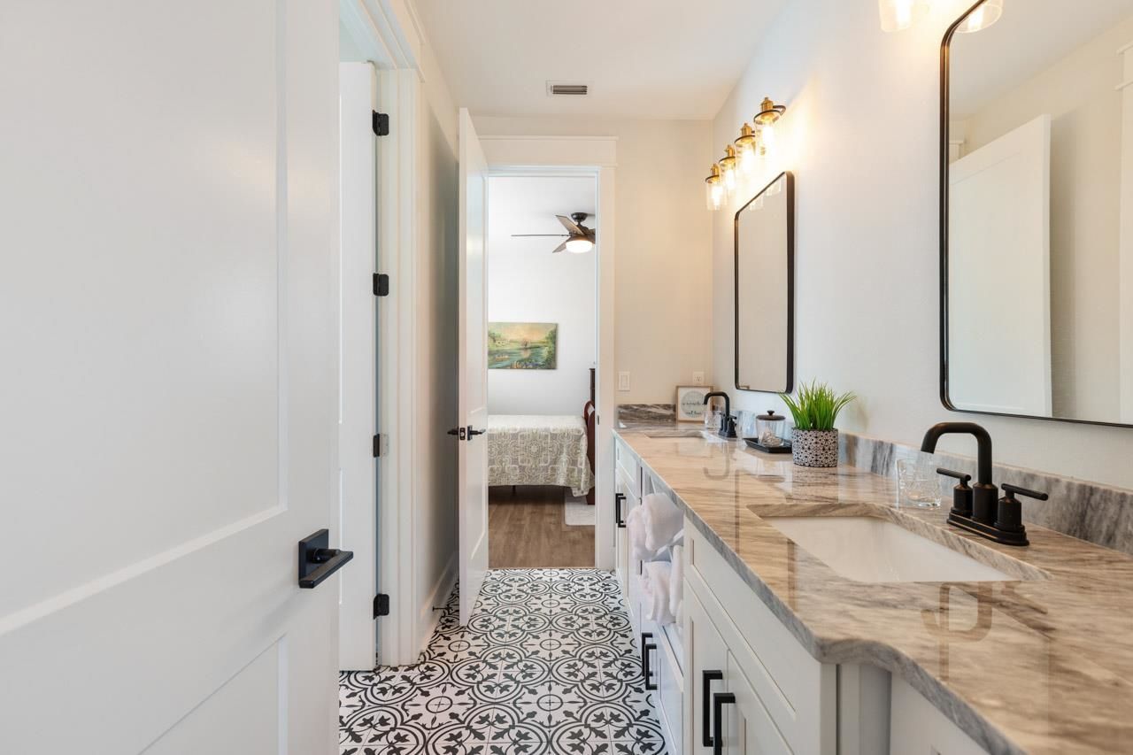 3038 Four Oaks Boulevard, Tallahassee, FL 32311 Photo