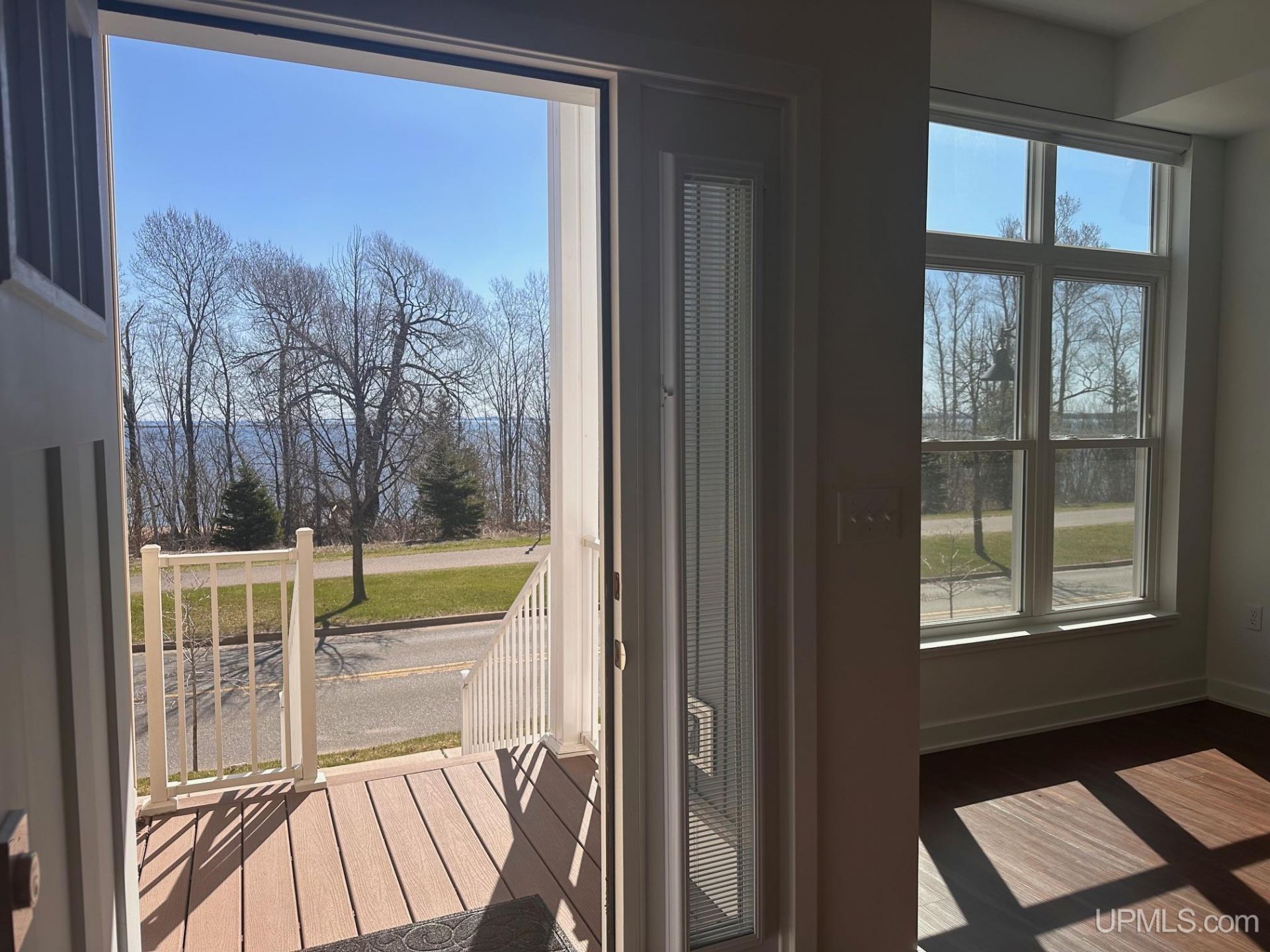 776 S Lakeshore Boulevard, Marquette, MI 49855 Main Photo