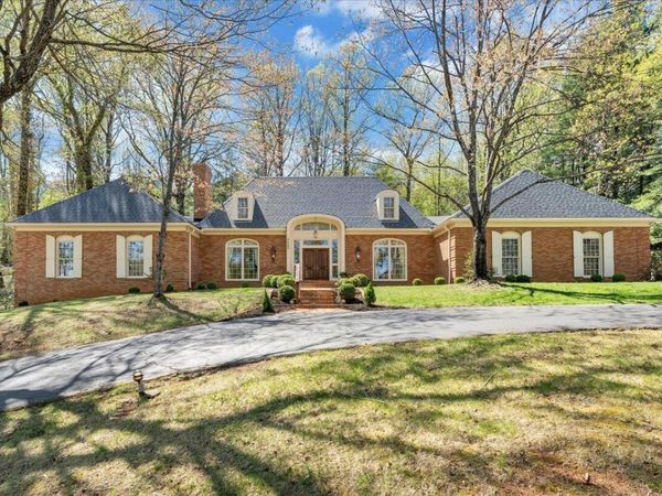 5080 Crossbow CIR , Roanoke, VA 24018