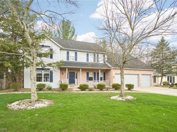 14742 King Arthurs Court , North Royalton, OH 44133