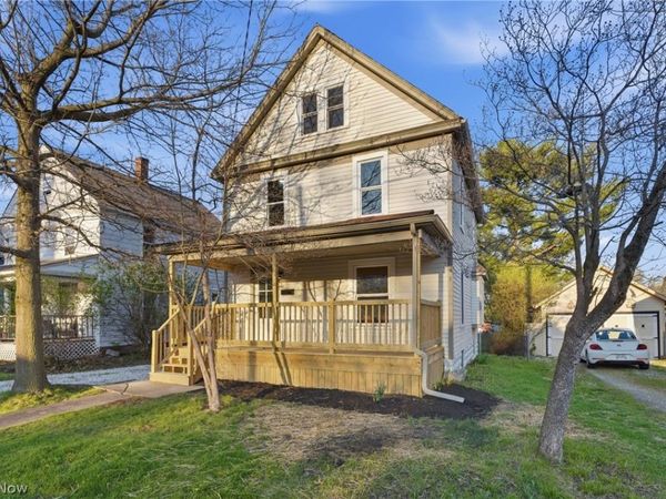 218 N Huntington Street , Medina, OH 44256