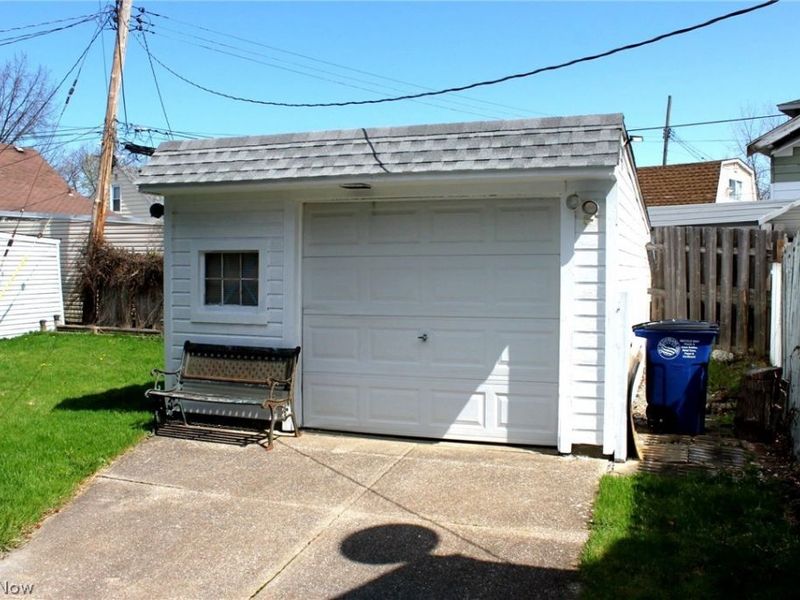 3729 W 128th Street, Cleveland, OH 44111 Photo 26