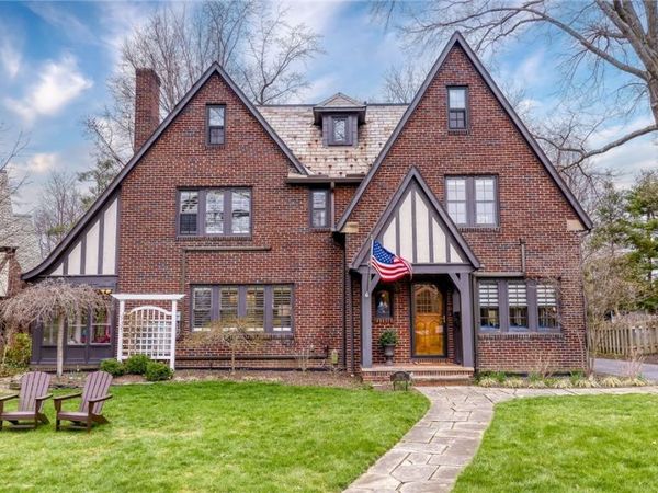 19751 Malvern Road, Shaker Heights, OH 44122