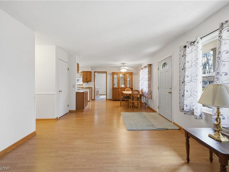 1029 Woodglen Avenue, Newton Falls, OH 44444 Photo 10