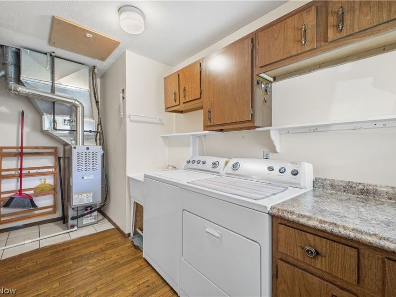 1029 Woodglen Avenue, Newton Falls, OH 44444 Photo 17