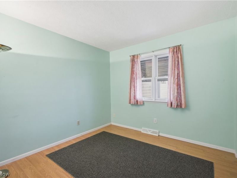 1029 Woodglen Avenue, Newton Falls, OH 44444 Photo 19