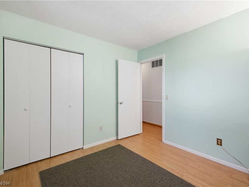 1029 Woodglen Avenue, Newton Falls, OH 44444 Photo 20