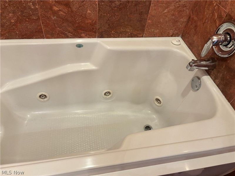 11820 Edgewater Drive, Unit 1012, Lakewood, OH 44107 Photo 21