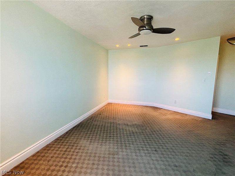 11820 Edgewater Drive, Unit 1012, Lakewood, OH 44107 Photo 28