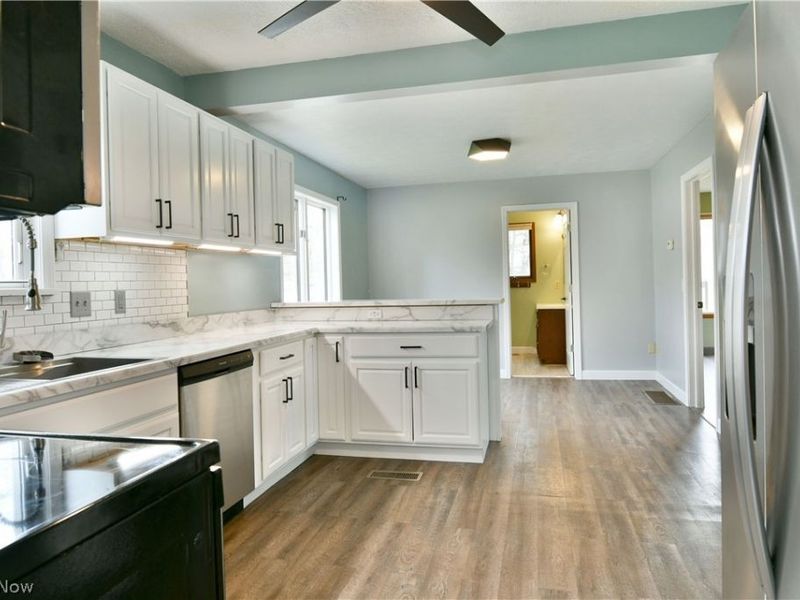 4890 Myrtle Avenue NW, Warren, OH 44483 Photo 18