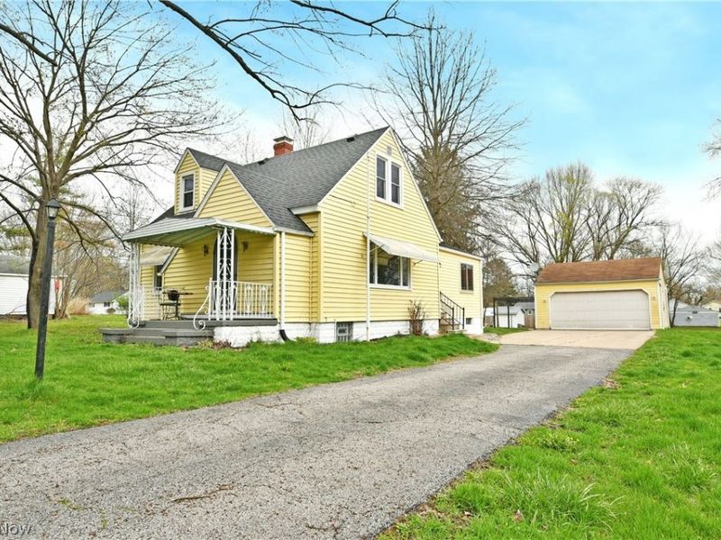 4890 Myrtle Avenue NW, Warren, OH 44483 Photo 3