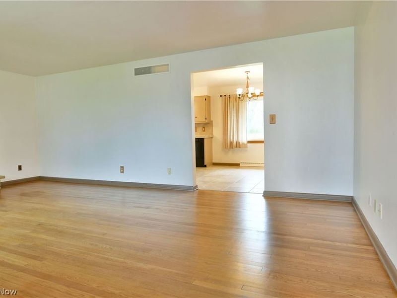 225 Durst Drive NW, Warren, OH 44483 Photo 18