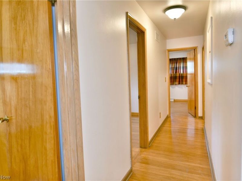 225 Durst Drive NW, Warren, OH 44483 Photo 4