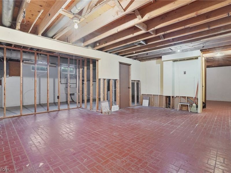 3750 Allenwood Drive SE, Howland, OH 44484 Photo 35