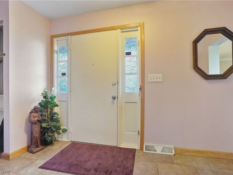 3750 Allenwood Drive SE, Howland, OH 44484 Photo 9