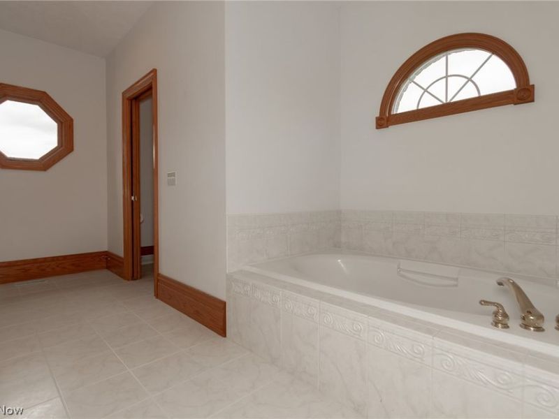 5585 Canyon Ridge Drive, Perry, OH 44077 Photo 16