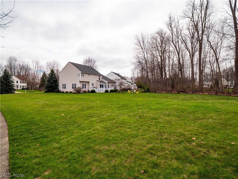 9202 Lake View Drive, Olmsted Falls, OH 44138 Photo 42