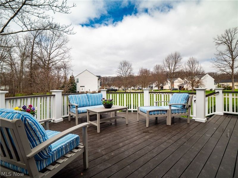 9202 Lake View Drive, Olmsted Falls, OH 44138 Photo 47