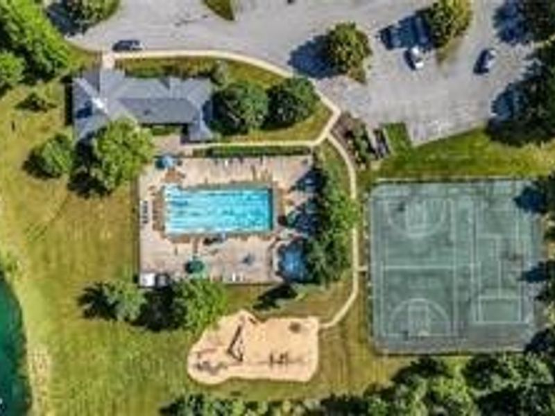 9202 Lake View Drive, Olmsted Falls, OH 44138 Photo 50