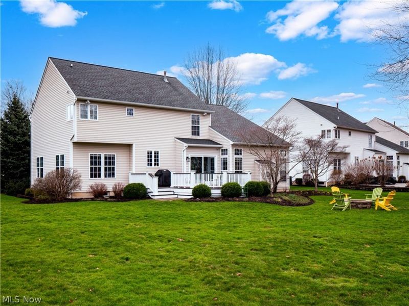 9202 Lake View Drive, Olmsted Falls, OH 44138 Photo 6