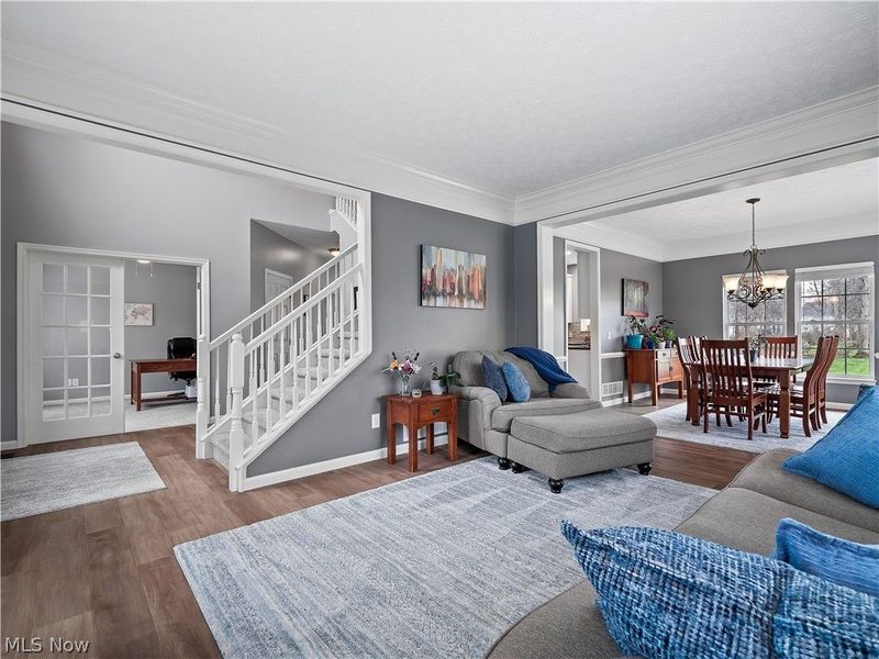 9202 Lake View Drive, Olmsted Falls, OH 44138 Photo 7