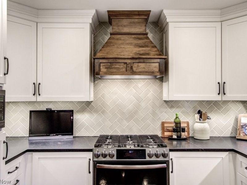 107 Anglers Drive, Chagrin Falls, OH 44022 Photo 7