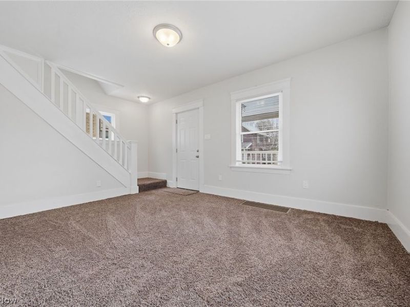 912 Ashland Avenue, Akron, OH 44311 Photo 10