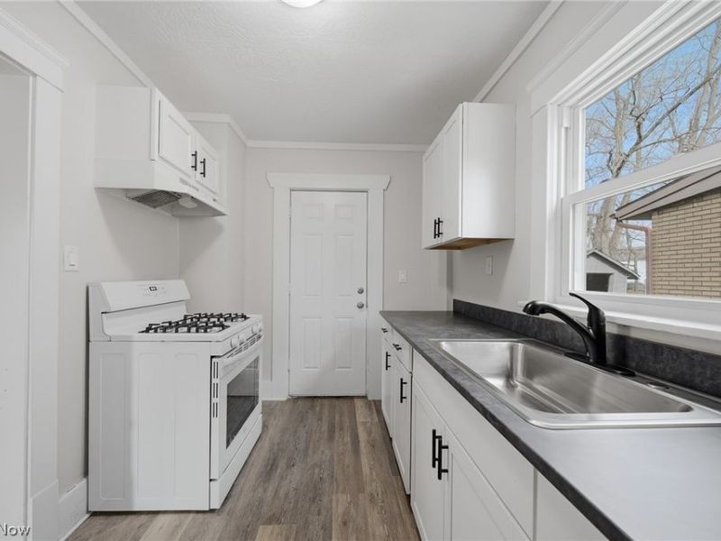 912 Ashland Avenue, Akron, OH 44311 Photo 17