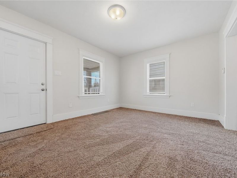 912 Ashland Avenue, Akron, OH 44311 Photo 9