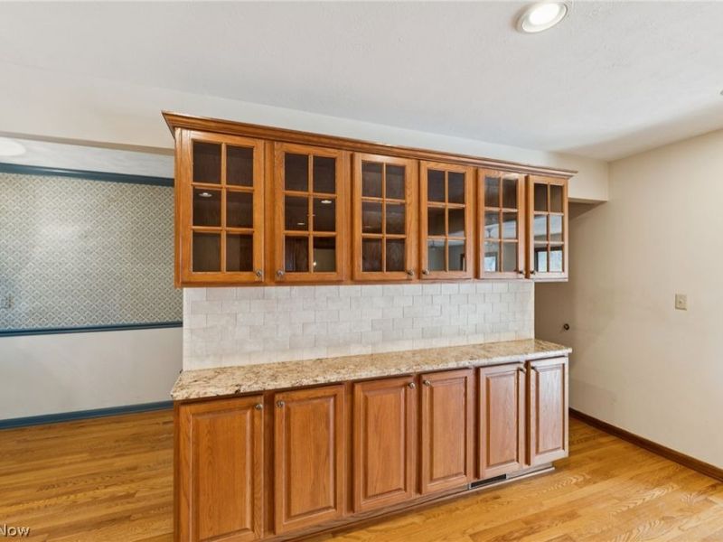 5643 Park Ridge Drive, North Olmsted, OH 44070 Photo 10