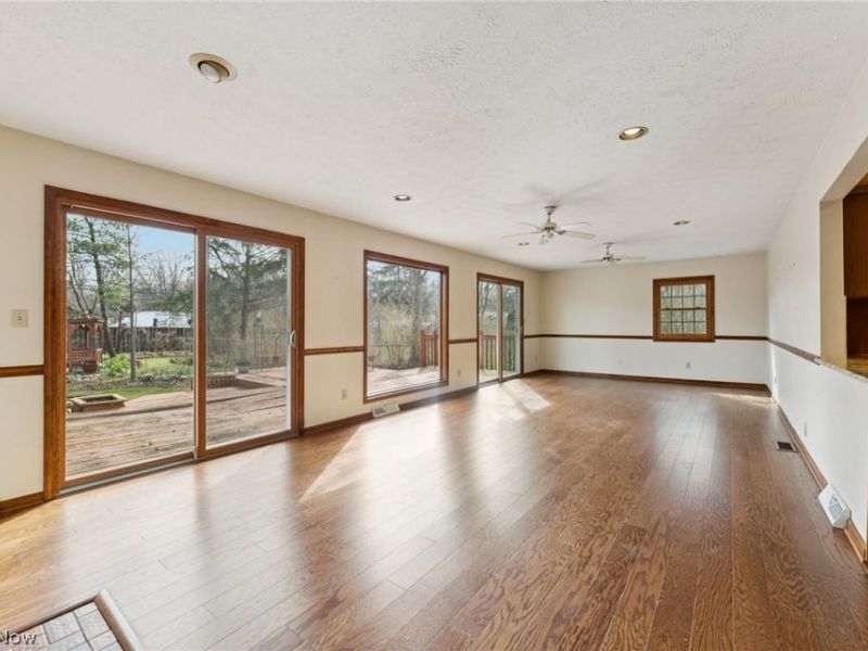 5643 Park Ridge Drive, North Olmsted, OH 44070 Photo 15