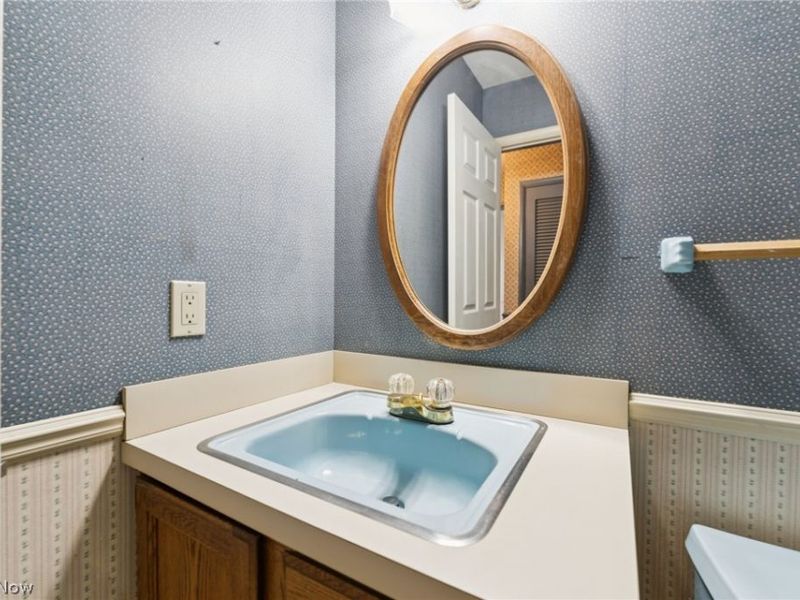 5643 Park Ridge Drive, North Olmsted, OH 44070 Photo 27