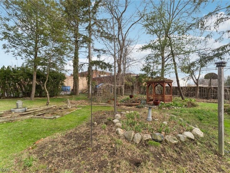 5643 Park Ridge Drive, North Olmsted, OH 44070 Photo 41