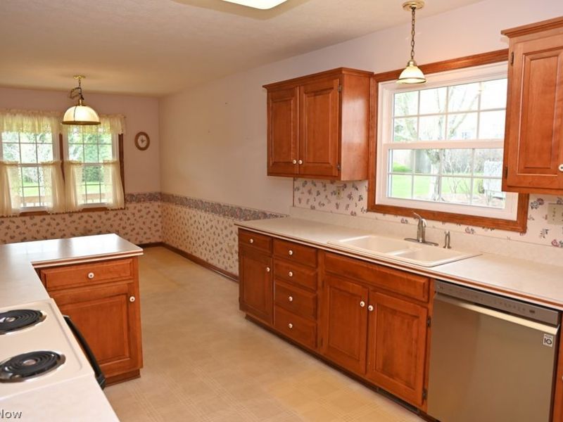 578 Memory Lane, Wooster, OH 44691 Photo 12