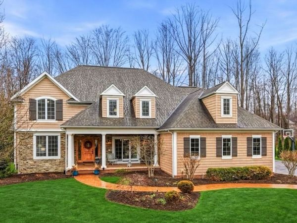 7480 Faraway Trail, Chagrin Falls, OH 44023