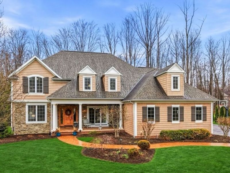 7480 Faraway Trail, Chagrin Falls, OH 44023 Photo 1