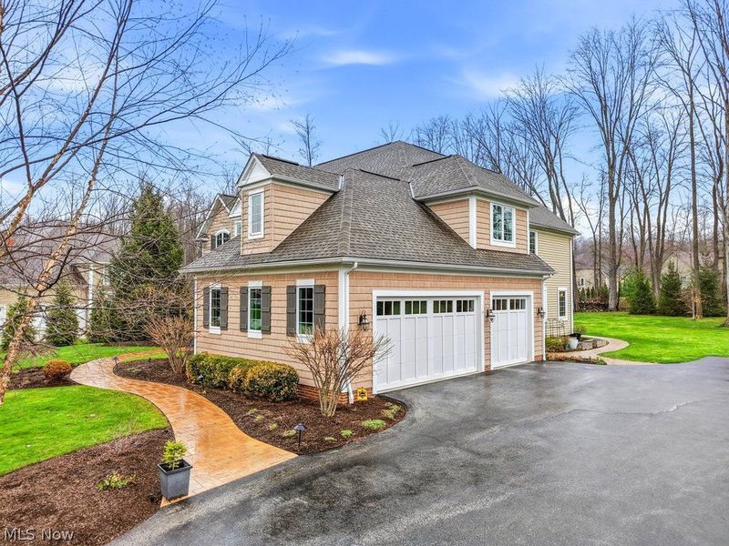 7480 Faraway Trail, Chagrin Falls, OH 44023 Photo 37