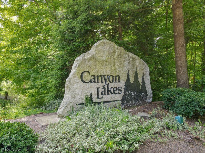 7480 Faraway Trail, Chagrin Falls, OH 44023 Photo 40