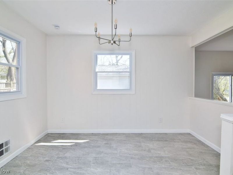 2339 Canterbury Road, University Heights, OH 44118 Photo 6