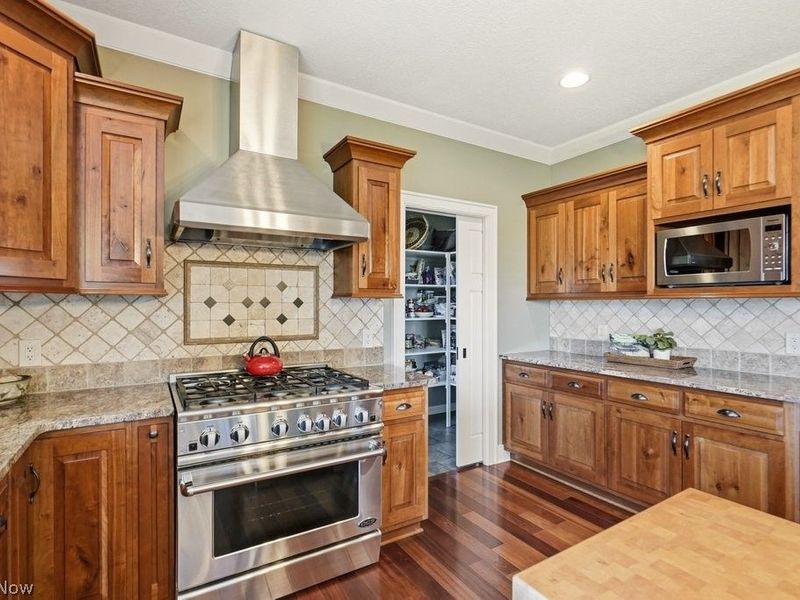 2566 Morning Star Drive, Hinckley, OH 44233 Photo 18