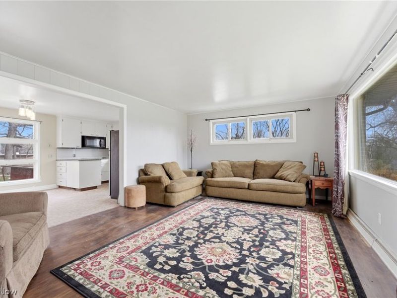 311 Rose Lane Street SE, North Canton, OH 44720 Photo 4