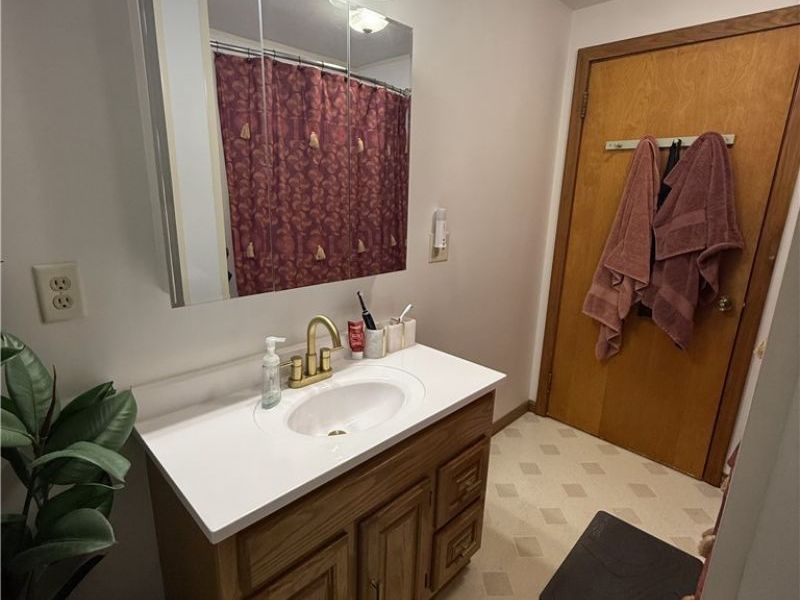 1613 N Cross Street N, Dover, OH 44622 Photo 18