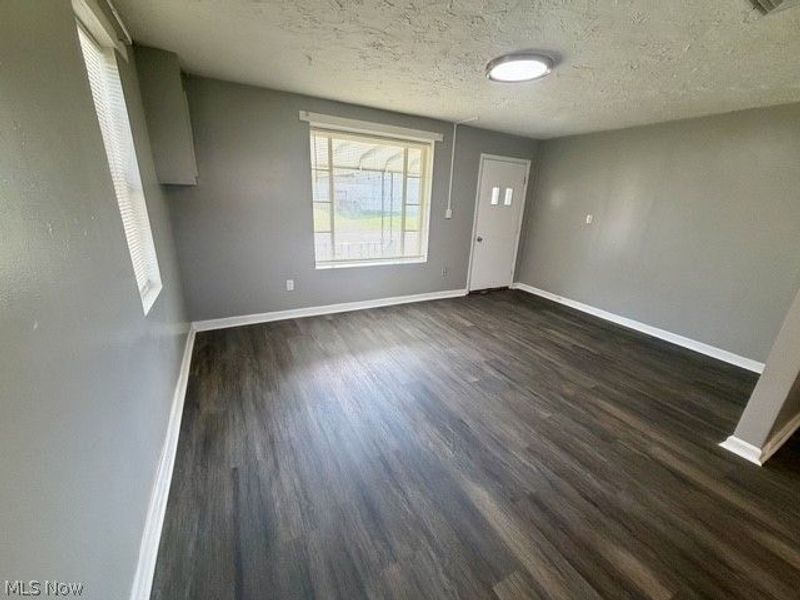 442 Frank Avenue, Barberton, OH 44203 Photo 3