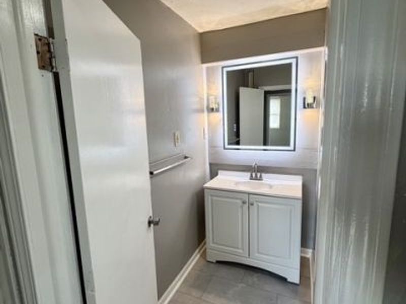 442 Frank Avenue, Barberton, OH 44203 Photo 6